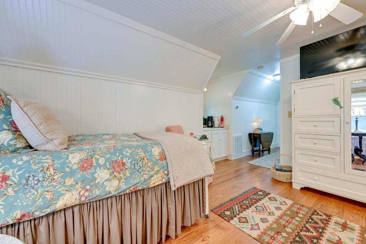 Smallwood Cute Highlands Home With Screened Porch! Exterior foto